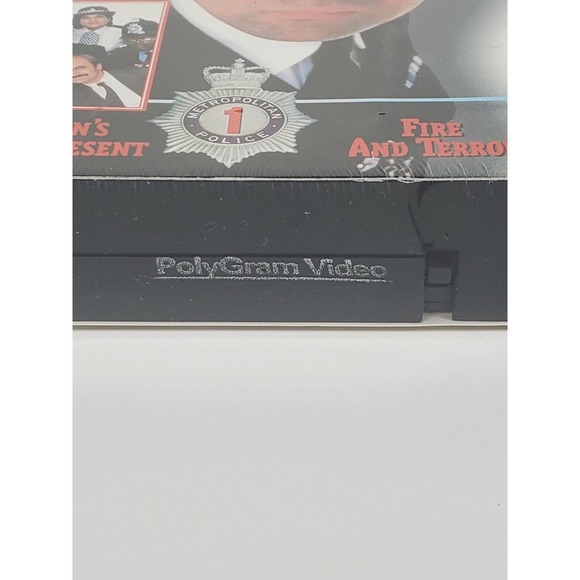 The Thin Blue Line Volume one and volume two VHS 1997 factory sealed brand new - Picture 7 of 10